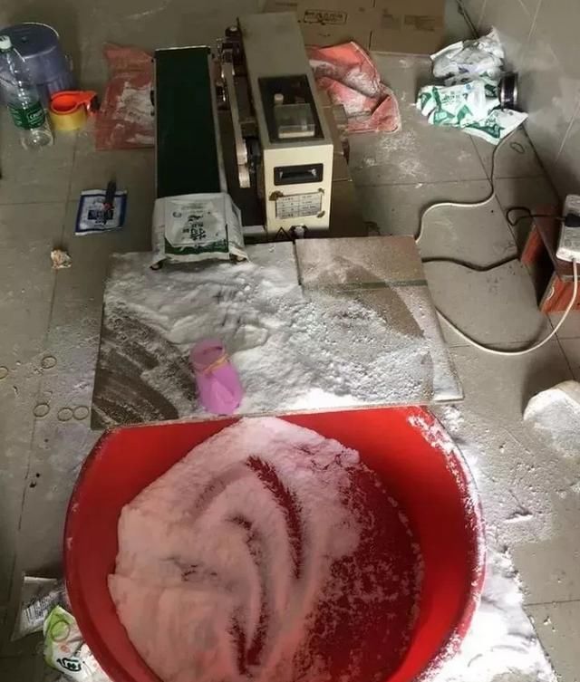 疫苗风波还未过，又被曝出食盐问题，网友怒斥:还让人好好活吗