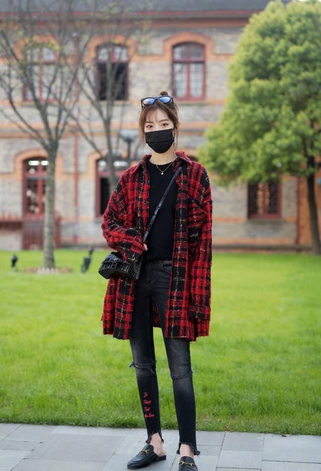 【女生】原来中国女生才最时髦,看杭州女生的街拍穿搭,我们才是真的会穿