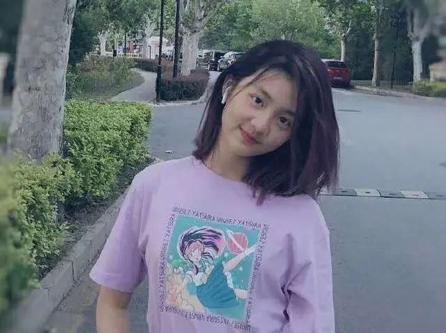  [有错]12岁的女孩化妆有错吗？