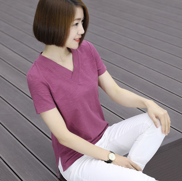 发现，不穿裙子的女人!都爱穿这“流氓衫”，配短裤，超有女人味