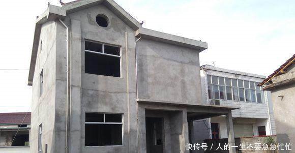 乡村大哥仅仅花了20万，就建了精美的别墅，乡亲们却很妒忌呀！