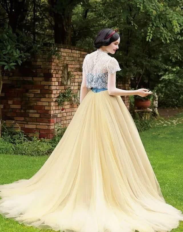  [公主联名]把冰雪奇缘做成婚纱！这些迪士尼公主穿的婚纱裙也太好看了！