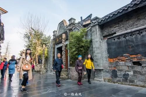 川菜@中国“最懒”的两座城市,人们喜爱享受生活,连动物都天天睡懒觉