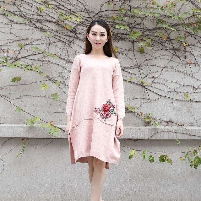 40岁女人再不打扮就老了!现在70后女人都这样穿，贼显年轻