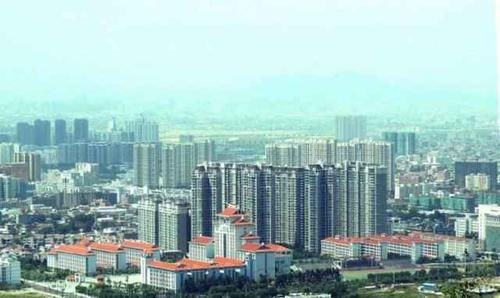  唯一：中国唯一一个“三字同音”的城市，对普通话不好的人不太