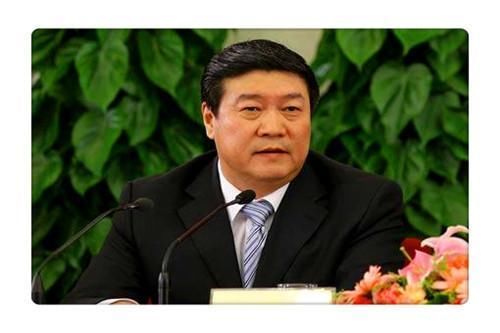  「时间」他用31年时间，将6000多平方公里沙漠变成绿洲，创造财