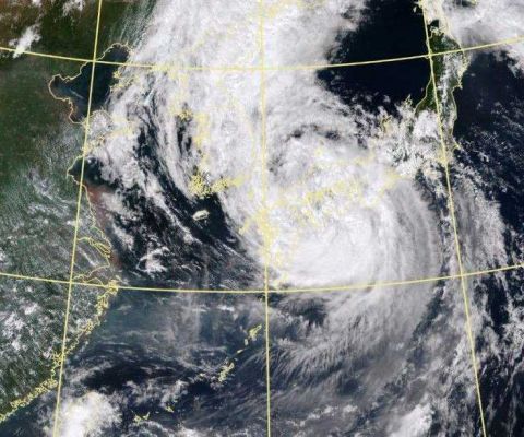 来势汹汹！罗莎袭日酿14伤，预计傍晚登陆雨量恐破1200毫米