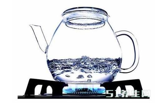 老中医说：打死也不能吃的食物，致癌性极强！可惜很多人知道