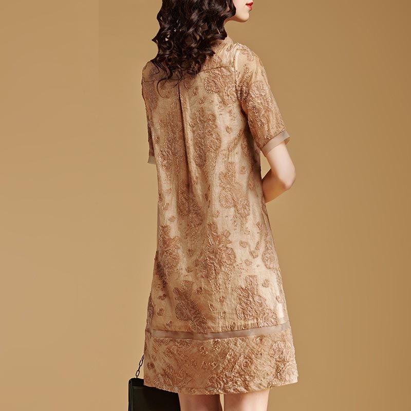 40岁老婆真会穿!这些若隐若现的网纱裙上身后，嫩白美，特吸睛