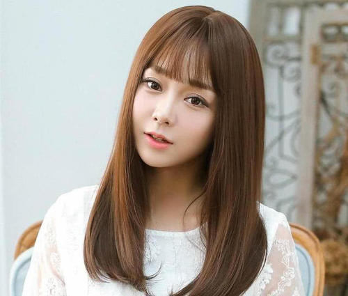 塌鼻子适合什么发型？出3招，脸蛋美出光