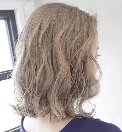 「老气」做什么卷发不显老气 推荐这5款卷发非常显年龄小