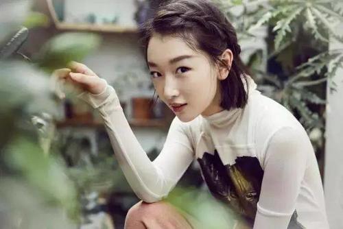 如何才能像周冬雨一样变得时髦？