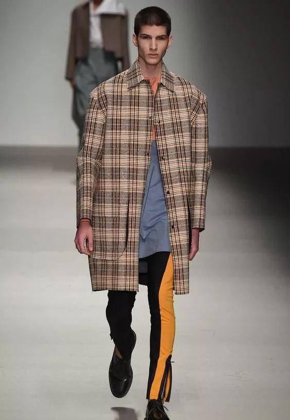  『时装画技法』时装系统里最难穿的一种类型——西装，在大牌设计师手下是如何被重塑？