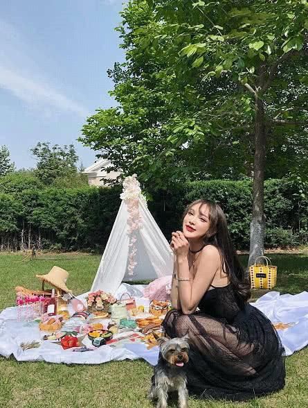 14岁被妈妈拉去整容，如今的脸价值百万，自己却还不满意！