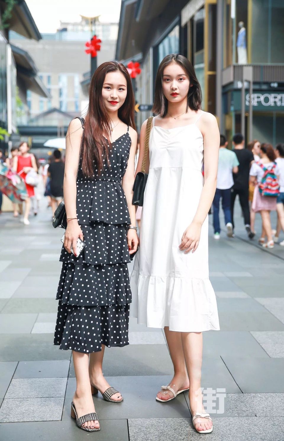 街拍丨为什么被称花花世界，因为世界上有好看的小姐姐!