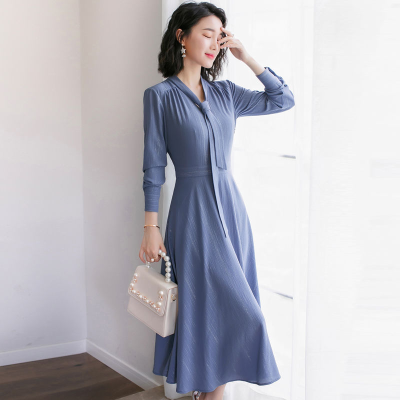 小姨肚子三层肉，出门从不穿裤!专挑这遮肉欧货裙，谁看得出体重