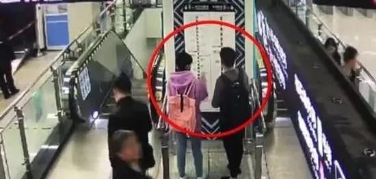 安全提示火车站加个微信交朋友？不是表白套路，真相是……