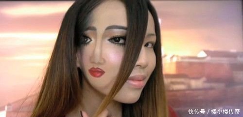 女子出门给自己画两张假脸,3张脸走在大街上,