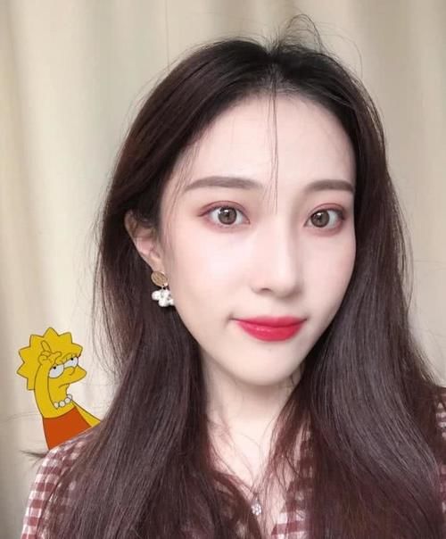  就算■素颜也好看的女生都有这几个特征，有两个就算，你有几个？
