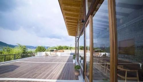  【岛上的破】40岁中年大叔，买下一座岛，将岛上破屋改造成豪宅，让人羡慕