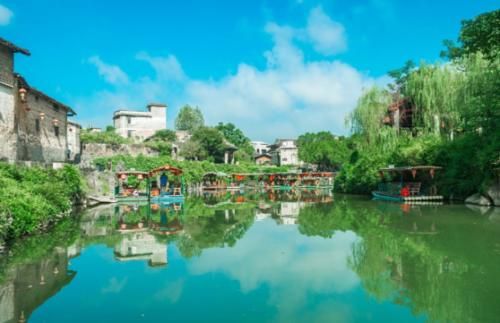 国内4A级古镇，距今1000多年历史，当地民俗活动很有意思！