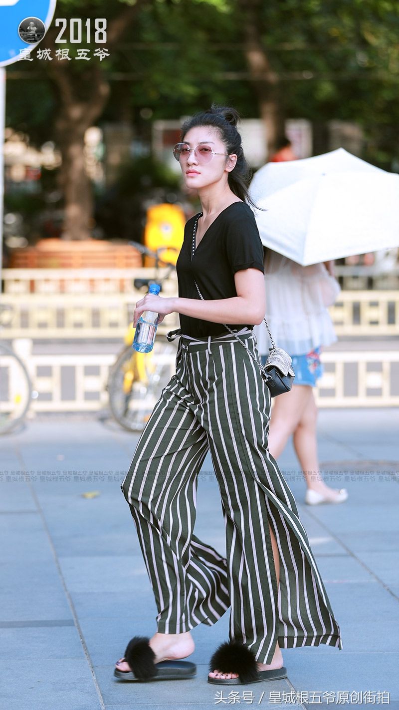 街拍:北京最潮的时尚朝圣地，这里聚集北京最潮的年轻人