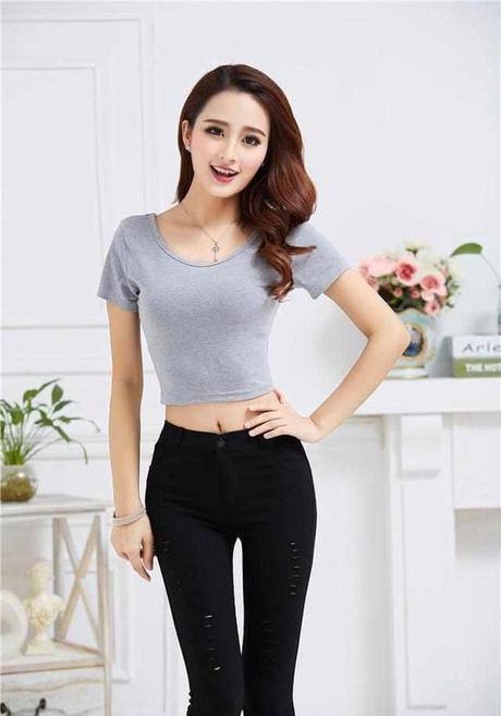 街拍：美女时尚穿搭风格，清爽出街