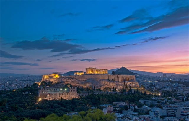 欧洲历史第一国：曾为西方文明发源地，现国家破产189万就卖国籍