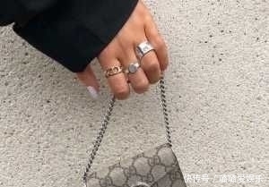  「波安利你种草」今年流行的新趋势---超迷你包包，不止是包包，还可以当饰品