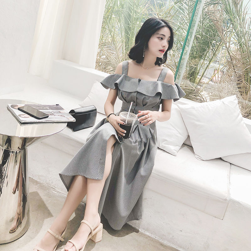 女人穿阔腿裤，不一定就好看，但像下面女人这样穿，美到骨子里