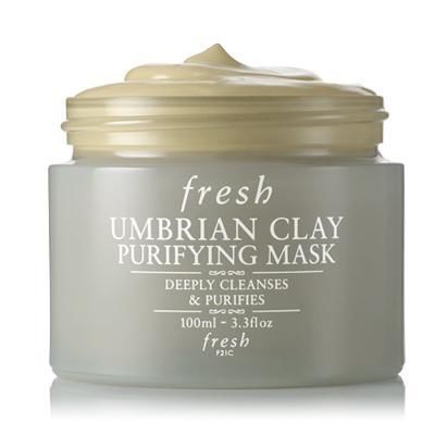 奶茶妹妹章泽天不惧路人镜头 !网友:原来素颜还可以这么美!