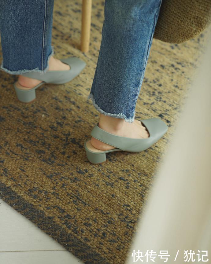  女神博主：夏日如何穿出高级感，西服、衬衫、牛仔裤都能做到，得这样搭才行