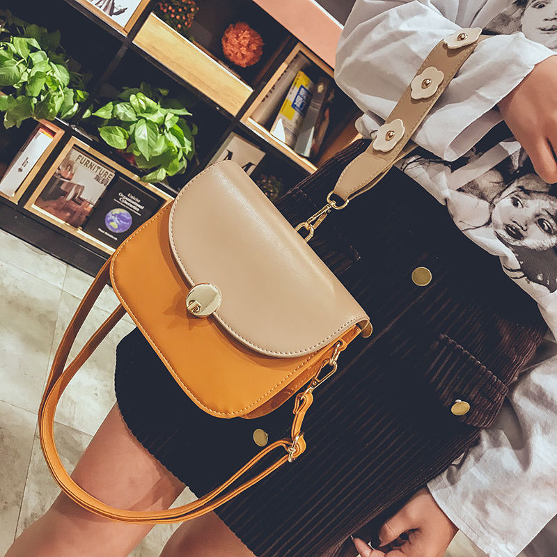 出门旅游看见好多美女都背了这样的包，稀罕坏了，一回来就下手了