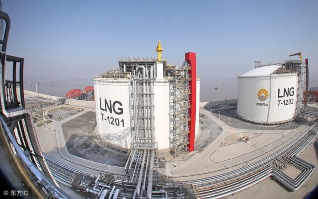 中国又有新动作！港口突现400多艘货轮，澳大利亚：这下亏大了！