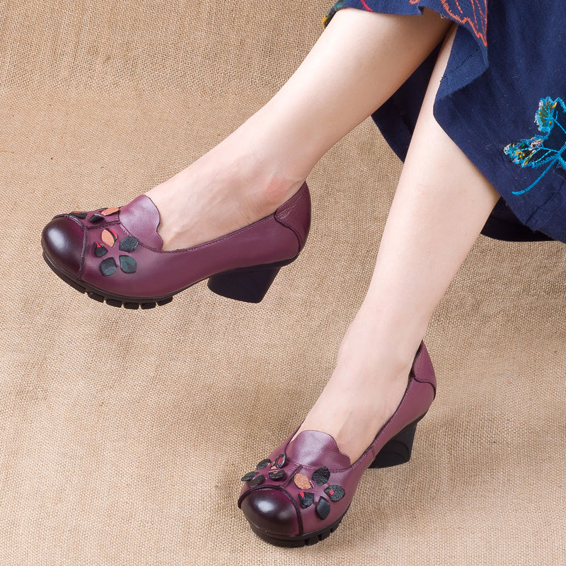 太显嫩了，50岁老妈，出门超爱穿这款妈妈鞋，美嫩无敌