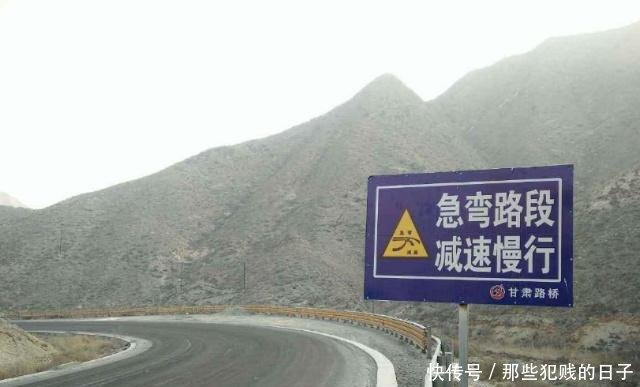 我国高速公路的“特色产物”，外国人看完一脸稀奇，到底有啥用