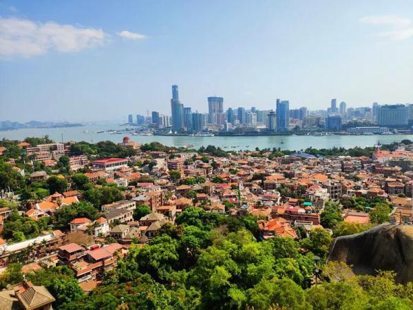 成都直达厦门动车明日首发！全程近14小时，二等座票1038元