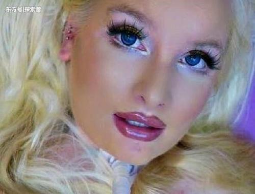 她9岁就瘫痪，但每天仍要打扮成芭比娃娃鼓励自己！