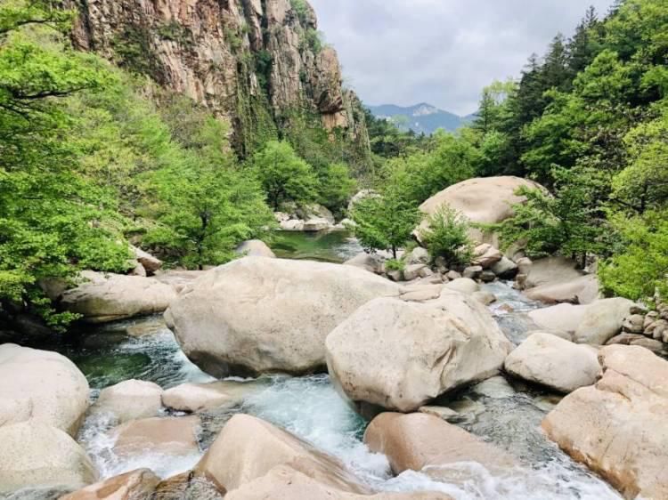  [九水]雨后的九水瀑布飞流直下 九水游览区进入全年最佳观赏期