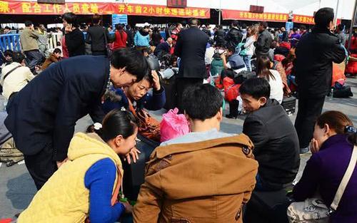 中国流动人口正在缓慢下降，未来，春运将不再一票难求？