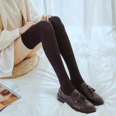 女生们，丝袜这样穿又年轻又诱惑！