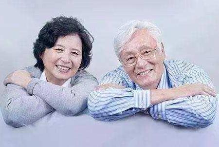 若你是60岁老人，恭喜你，19年每月养老金增加220元！