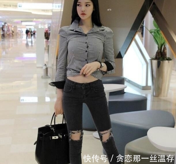  「气质」漂亮的牛仔裤美女，彰显女人的生活姿态