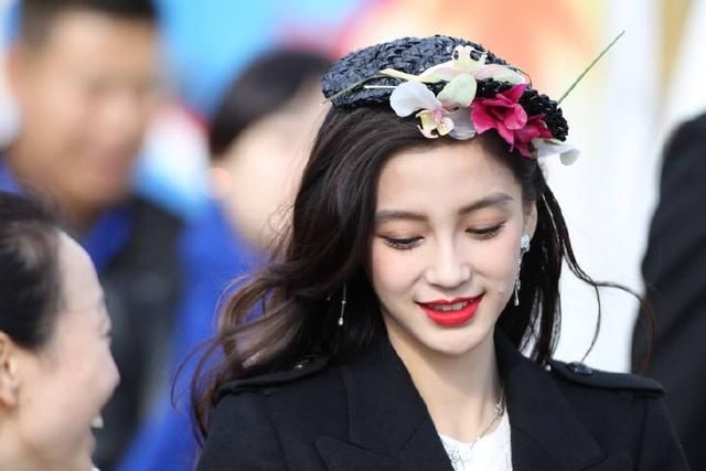 反向洗白?小海绵餐厅哭闹事件再升级,网友帮助澄清