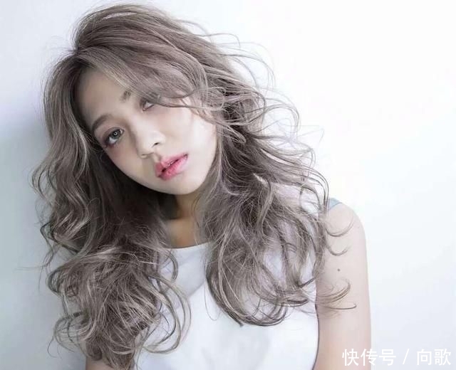 养发小妙■头发干枯怎么办?五种家庭护发养发小妙招,足不出户也能保养秀发