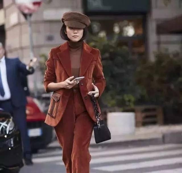  色彩：春夏的流行色彩，照着穿让你一直柔和清爽的美下去