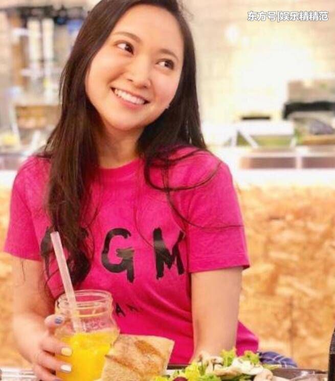 蒋劲夫14字打脸“出柜”谣言，日本女友曝光，网友松了一口气!