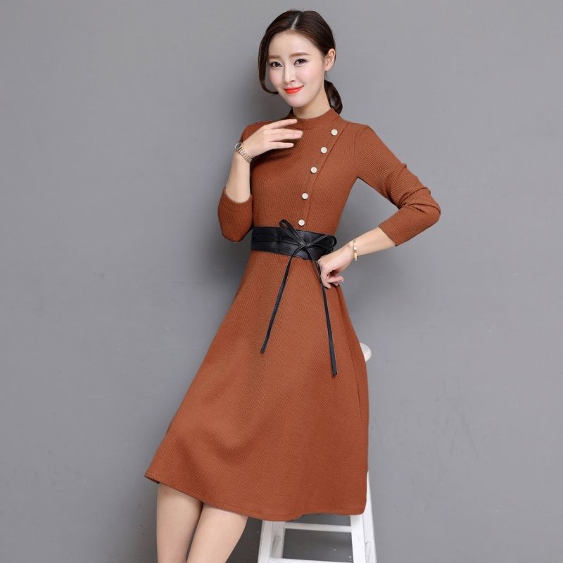 谁说女人过40就不迷人?瞧瞧下面女人这样穿，娇俏美得无可挑剔