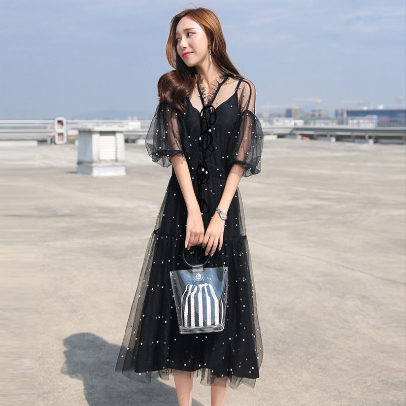 女生少穿淑女装,显的做作不娇柔,冷淡风长裙楚楚动人令人着迷