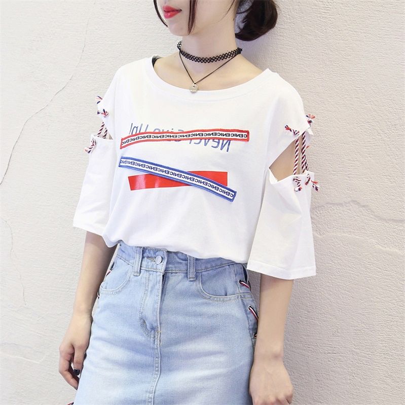 女人尽量不要T恤配短裤!太土，学下面女人这样穿，减龄又洋气